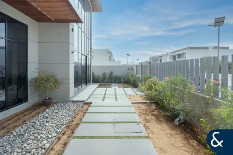 Villa en venta en Al Furjan, Dubai, EAU 6 dormitorios, 571 m2 № 684999 - foto 29