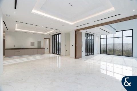 Villa en venta en Al Furjan, Dubai, EAU 6 dormitorios, 571 m2 № 684999 - foto 5