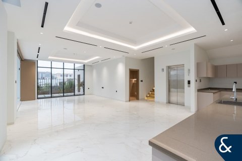 Villa en venta en Al Furjan, Dubai, EAU 6 dormitorios, 571 m2 № 684999 - foto 7