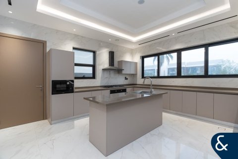 Villa en venta en Al Furjan, Dubai, EAU 6 dormitorios, 571 m2 № 684999 - foto 12