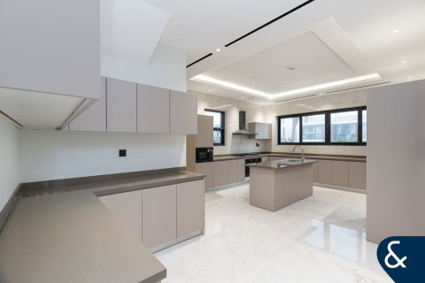Villa en venta en Al Furjan, Dubai, EAU 6 dormitorios, 571 m2 № 684999 - foto 3
