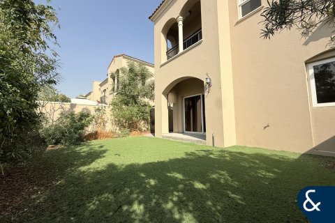 Villa i Serena, Dubai, UAE 3 sovrum, 213 kvm Nr. 685001