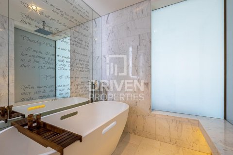 Apartment in Business Bay, Dubai, UAE 1 room, 44.87 sq.m. № 756385 - photo 9