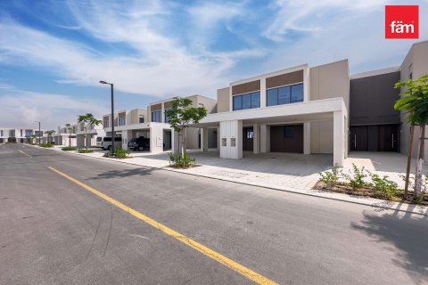 Villa te koop in Dubai, VAE 3 slaapkamers, 174 vr.m., nr 652313 - foto 25