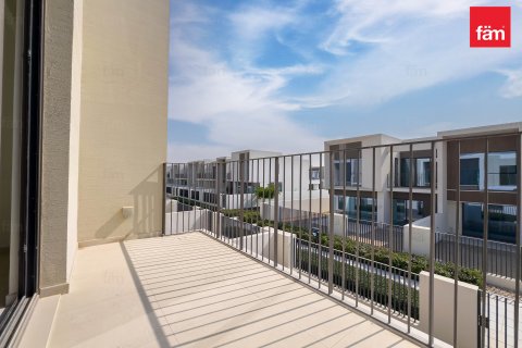 Villa te koop in Dubai, VAE 3 slaapkamers, 174 vr.m., nr 652313 - foto 28