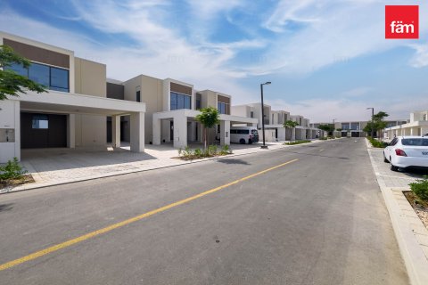 Villa te koop in Dubai, VAE 3 slaapkamers, 174 vr.m., nr 652313 - foto 21