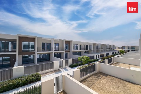 Villa te koop in Dubai, VAE 3 slaapkamers, 174 vr.m., nr 652313 - foto 23