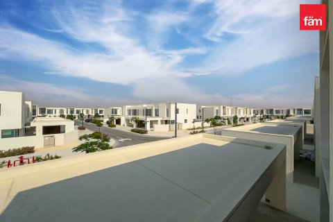 Villa te koop in Dubai, VAE 3 slaapkamers, 174 vr.m., nr 652313 - foto 26