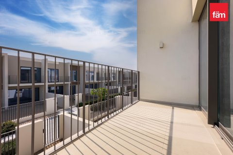 Villa te koop in Dubai, VAE 3 slaapkamers, 174 vr.m., nr 652313 - foto 13