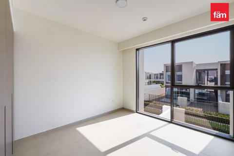 Villa te koop in Dubai, VAE 3 slaapkamers, 174 vr.m., nr 652313 - foto 17