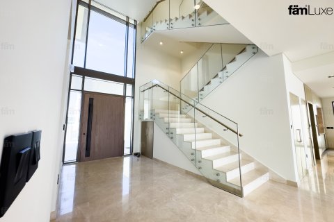 Vila v Dubai Hills Estate, SAE 5 spální, 799.5 m2 č. 652309 - Fotografia 25