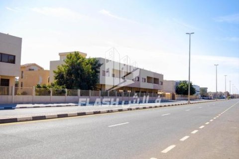 Pozemok v Al Mairid, Ras Al Khaimah, SAE 450 m2 č. 656308 - Fotografia 13