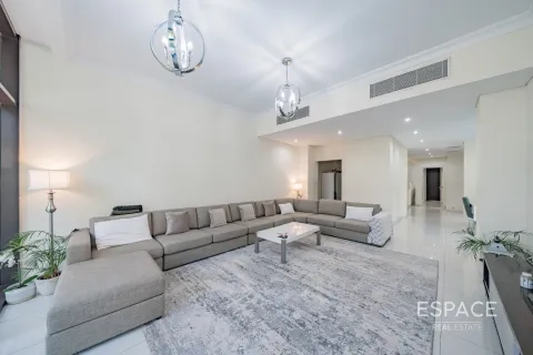 Townhouse in DAMAC Hills (Akoya by DAMAC), Dubai, UAE 4 bedrooms, 297 sq.m. № 661078 - photo 11