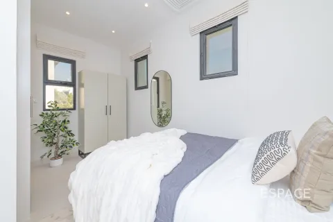 Palm Jumeirah, Dubai, UAE의 판매용 타운하우스 침실 4개, 303제곱미터 번호 661079 - 사진 9