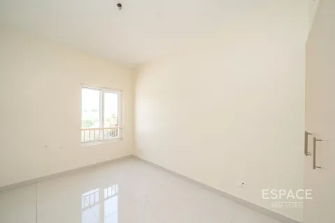 Villa The Springs, Dubaijā, AAE 3 istabas, 228 m2 Nr. 661083 - attēls 9