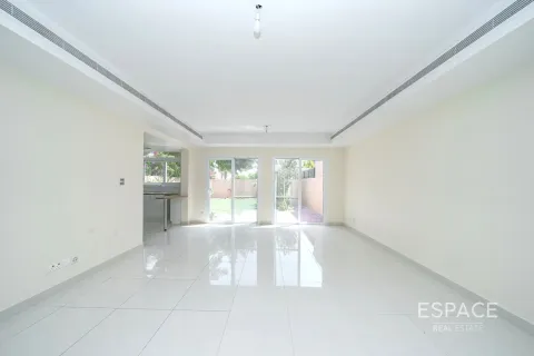 Villa The Springs, Dubaijā, AAE 3 istabas, 228 m2 Nr. 661083 - attēls 3