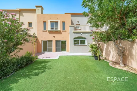 Villa The Springs, Dubaijā, AAE 3 istabas, 228 m2 Nr. 661083 - attēls 1