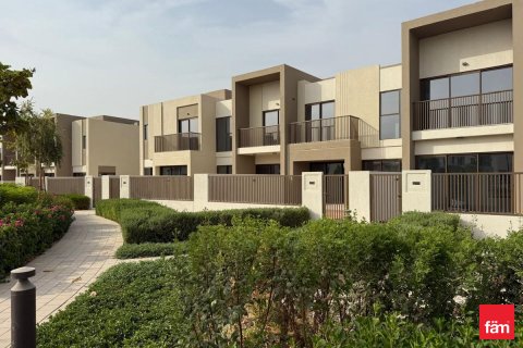 Villa Dubaijā, AAE 3 istabas, 177 m2 Nr. 640559 - attēls 1