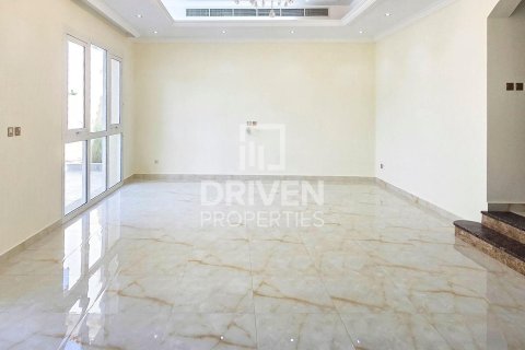 Villa en alquiler en The Villa, Dubai, EAU 4 dormitorios, 570.24 m2 № 745299 - foto 6