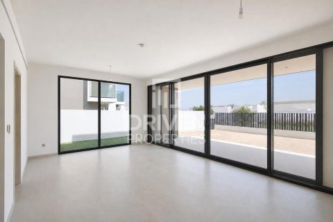 ویلا برای اجاره در Jebel Ali، Dubai، امارات متحده عربی 4 خوابه ، 670.02 متر مربع ، شماره 745325 - تصویر 3