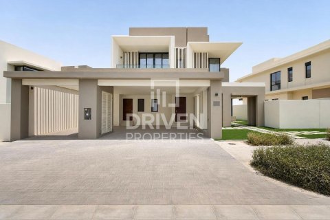 Willa w Jebel Ali, Dubai, ZEA 4 sypialnie, 670.02 mkw. nr 745325