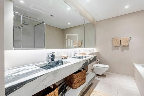 Apartment til salg i Al Wasl, Dubai, UAE 2 soveværelser, 147 kvm № 682750 - foto 14