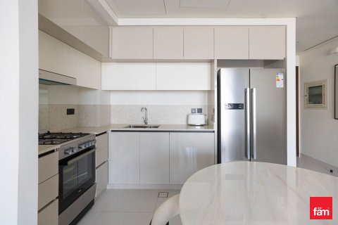 Apartmen di Dubai Harbour, UAE 2 bilik tidur, 108.9 meter persegi № 719911 - foto 11