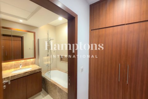Apartemen di The Hills, Dubai, UEA 2 kamar tidur, 147.97032422 m2 nomor 719893 - foto 19