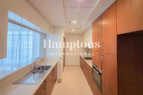Apartemen di The Hills, Dubai, UEA 2 kamar tidur, 147.97032422 m2 nomor 719893 - foto 4