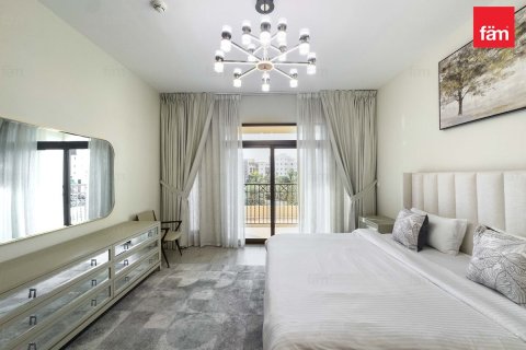 Apartment in Umm Suqeim, Dubai, UAE 3 bedrooms, 175.3 sq.m. № 689430 - photo 4