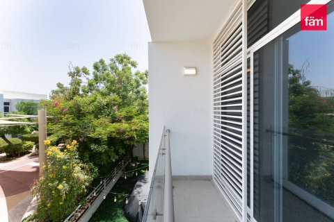 Rijtjeshuis te huur in Dubai, VAE 3 slaapkamers, 277.7 vr.m., nr 714920 - foto 16