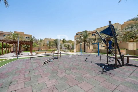 Вилла Al Raha Gardens, Абу-Даби, БАӘ-да 3 жатын бөлмелер, 324 м² № 717311 - фото 1