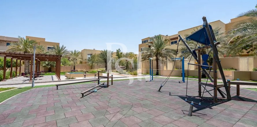 Вилла Al Raha Gardens, Абу-Даби, БАӘ-да 3 жатын бөлмелер, 324 м² № 717311