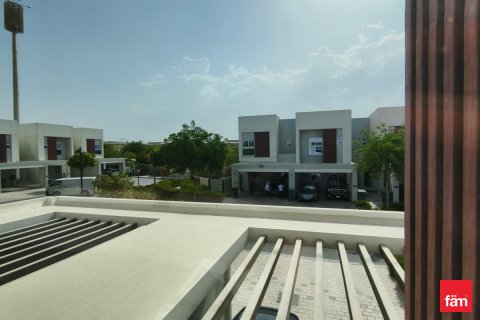 Müüa villa asukohaga Dubai, AÜE: 3 magamistoaga, 160.5 m² Nr 638155 - pilt 15