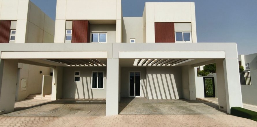 Villa sa Dubai, UAE 3 silid-tulugan, 160.5 sq.m. № 638155