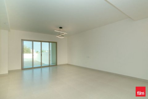 Villa til leie i Jebel Ali, Dubai, Emiratene 4 soverom, 635.8 kvm Nr. 689198 - Foto 15