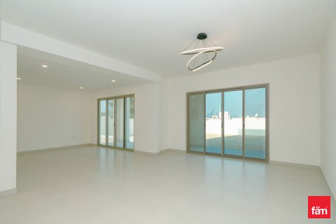 Villa til leie i Jebel Ali, Dubai, Emiratene 4 soverom, 635.8 kvm Nr. 689198 - Foto 5