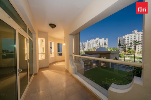Apartamento en alquiler en Palm Jumeirah, Dubai, EAU 2 dormitorios, 147.3 m2 № 689196 - foto 22