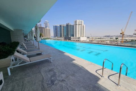 Huoneisto Business Bay, Dubai, Arabiemiraatit 51 m2 № 642830 - kuva 16