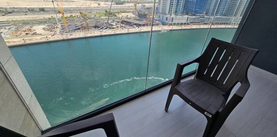 Huoneisto Business Bay, Dubai, Arabiemiraatit 51 m2 № 642830
