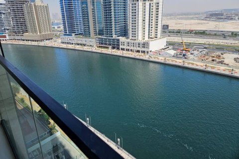 Huoneisto Business Bay, Dubai, Arabiemiraatit 51 m2 № 642830 - kuva 23