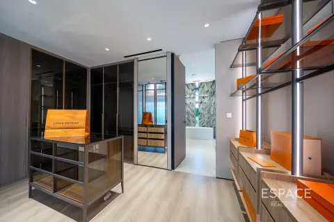 Villa in Jumeirah Islands, Dubai, UAE 5 bedrooms, 526 sq.m. № 661040 - photo 9