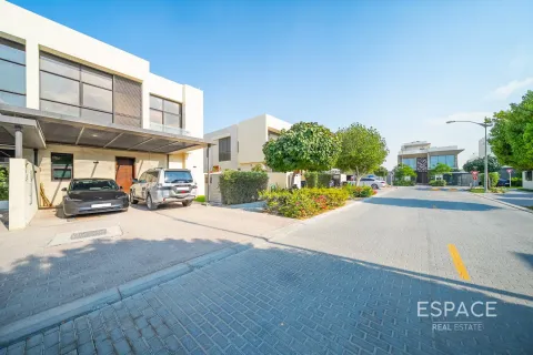 Townhouse in DAMAC Hills (Akoya by DAMAC), Dubai, UAE 4 bedrooms, 311 sq.m. № 661038 - photo 9