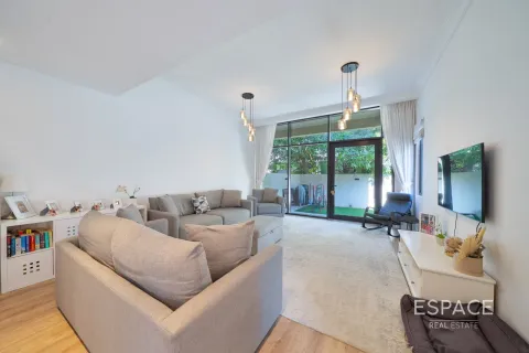 Townhouse in DAMAC Hills (Akoya by DAMAC), Dubai, UAE 4 bedrooms, 311 sq.m. № 661038 - photo 7