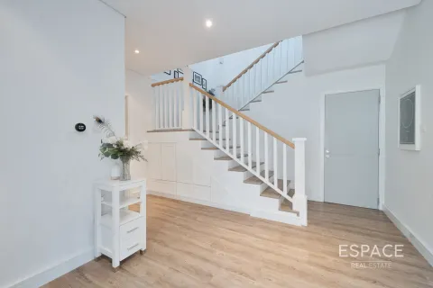 Townhouse in DAMAC Hills (Akoya by DAMAC), Dubai, UAE 4 bedrooms, 311 sq.m. № 661038 - photo 2