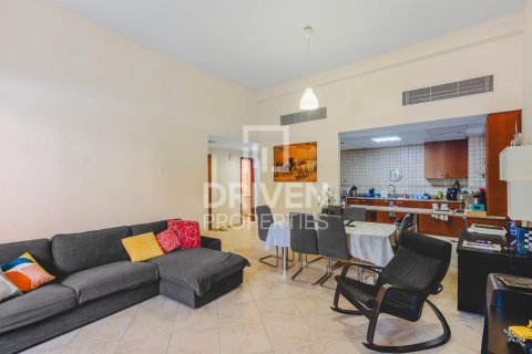 Apartman u gradu Motor City, Dubai, UAE 2 spavaće sobe, 158 m2 Br. 683858 - Slika 4