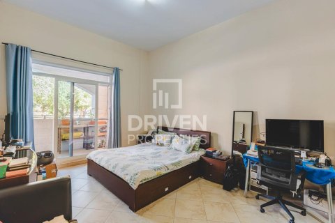 Apartman u gradu Motor City, Dubai, UAE 2 spavaće sobe, 158 m2 Br. 683858 - Slika 7