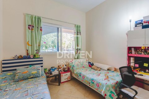 Apartman u gradu Motor City, Dubai, UAE 2 spavaće sobe, 158 m2 Br. 683858 - Slika 8