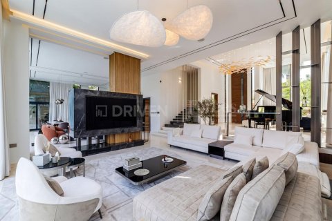 Jumeirah Park, Dubai, संयुक्त अरब अमीरात में विला, 5 बेडरूम, 540.79 वर्ग मीटर, संख्या 758939 - फ़ोटो 12