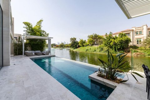 Jumeirah Park, Dubai, संयुक्त अरब अमीरात में विला, 5 बेडरूम, 540.79 वर्ग मीटर, संख्या 758939 - फ़ोटो 30